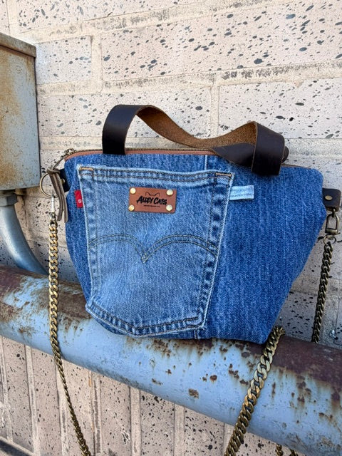 The original Levi Switch Up Bag