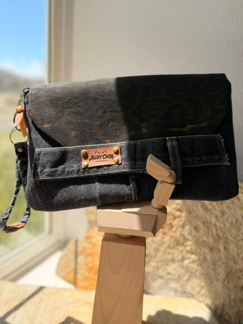 Clutches (multiple designs)