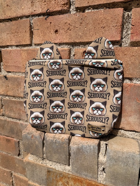 Grumpy Cat Zipper Bag
