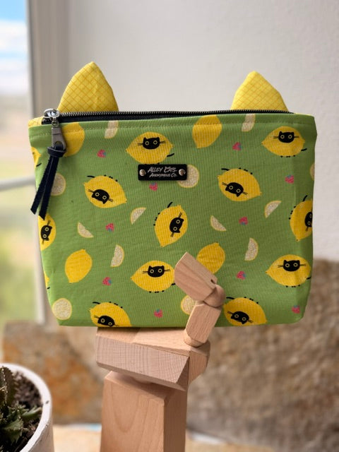 Lemon Squeeze Cats Zipper Bag